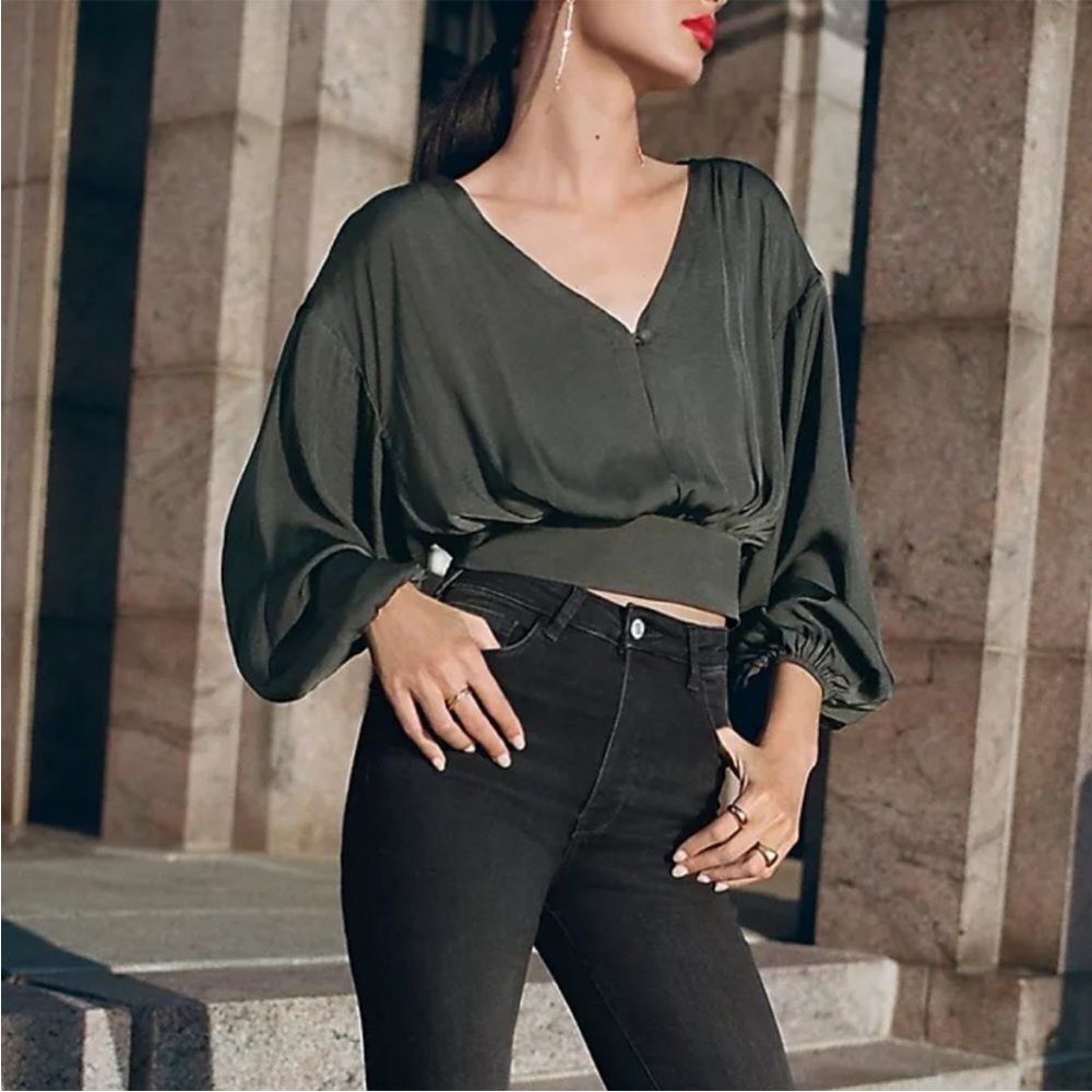 By Anthropologie Tie-Waist Blouse Moss Green - Small‎ petite